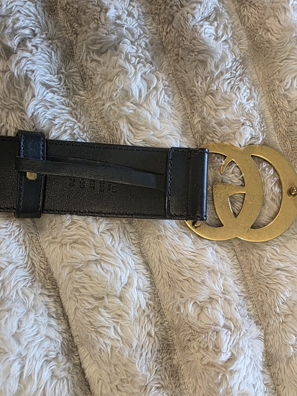Authentic Gucci Black Leather Belt with Pearl-Embellished Gold Double G Buckle - Picture 6 of 8